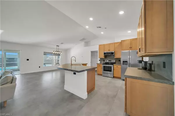 Cape Coral, FL 33909,2200 NE 9th AVE