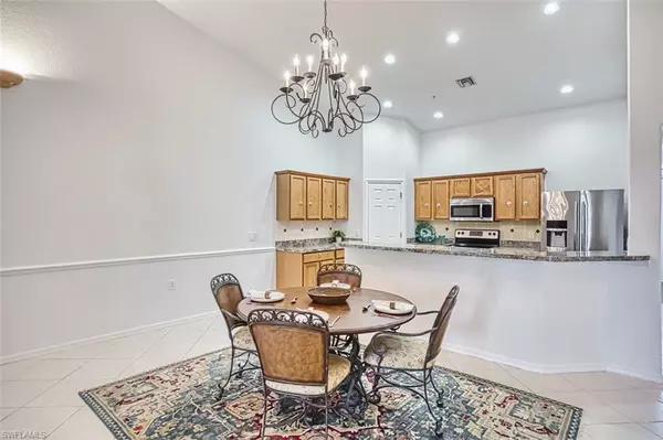 Fort Myers, FL 33919,14732 Calusa Palms DR #202