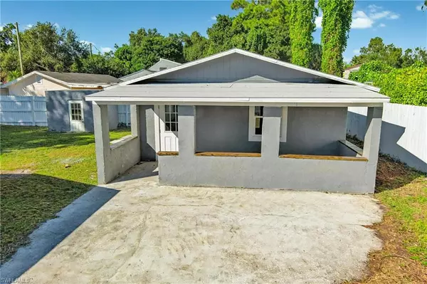 North Fort Myers, FL 33903,1762 Woodward AVE