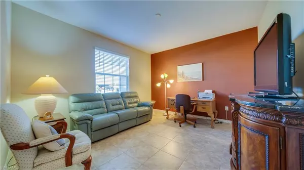 Cape Coral, FL 33991,2025 SW 19th PL