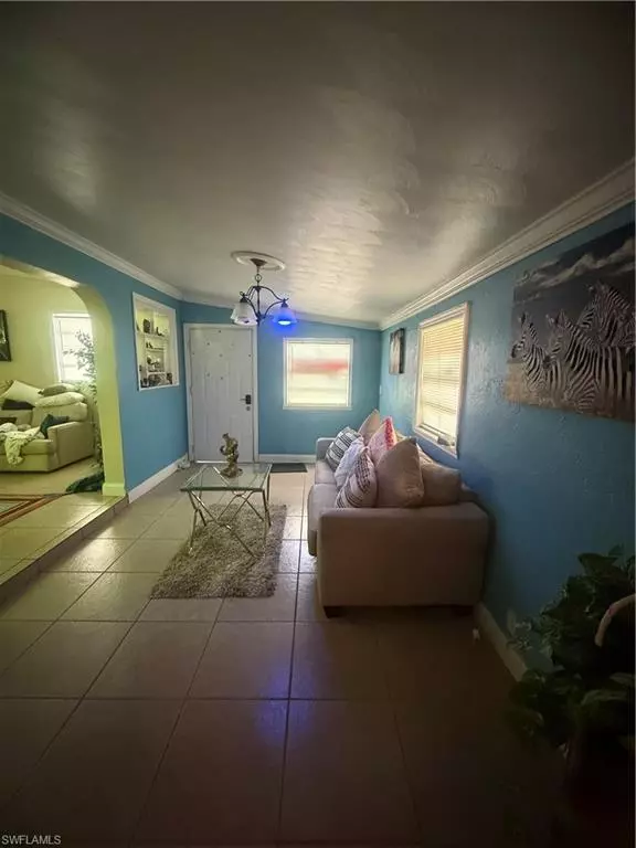 Fort Myers, FL 33907,1932 Palm DR