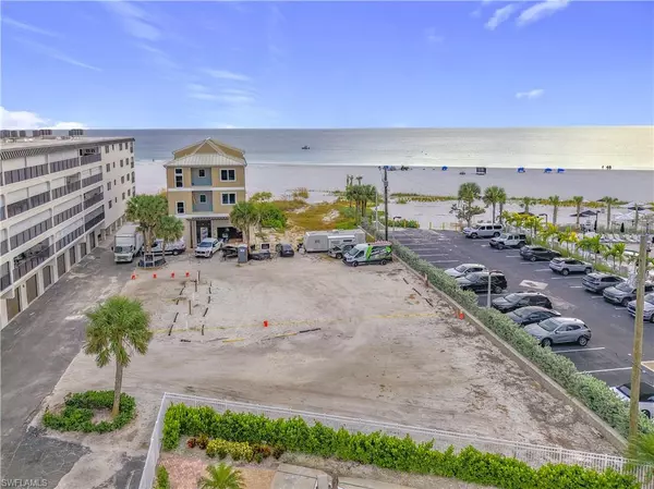 Fort Myers Beach, FL 33931,71 Pearl ST