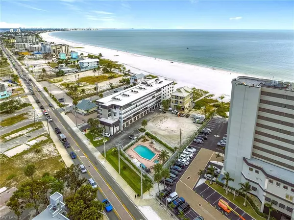 Fort Myers Beach, FL 33931,71 Pearl ST