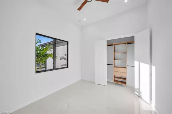 Cape Coral, FL 33914,3913 Agualinda BLVD