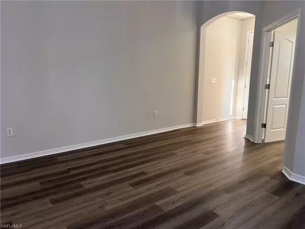 Wesley Chapel, FL 33544,1123 Napoleon WAY