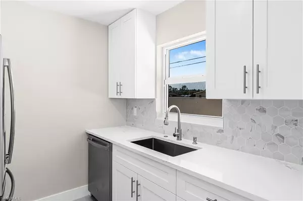 Lehigh Acres, FL 33936,706 Joel BLVD