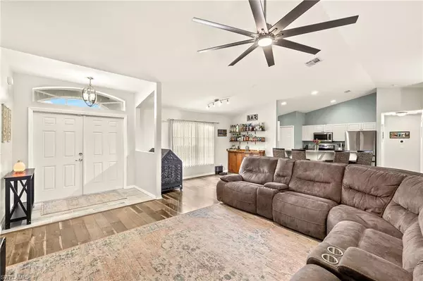 Cape Coral, FL 33909,309 NE 30th TER