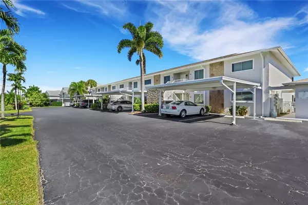 Cape Coral, FL 33904,3943 SE 11th PL #105