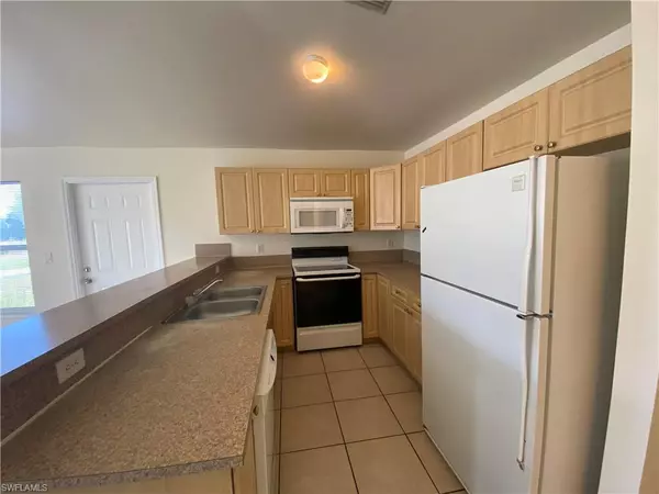 Lehigh Acres, FL 33973,4622 15th ST SW