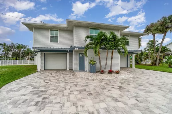 453 Seaworthy RD, North Fort Myers, FL 33903