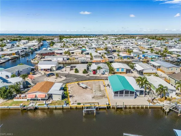 St. James City, FL 33956,2910 BINNACLE LN