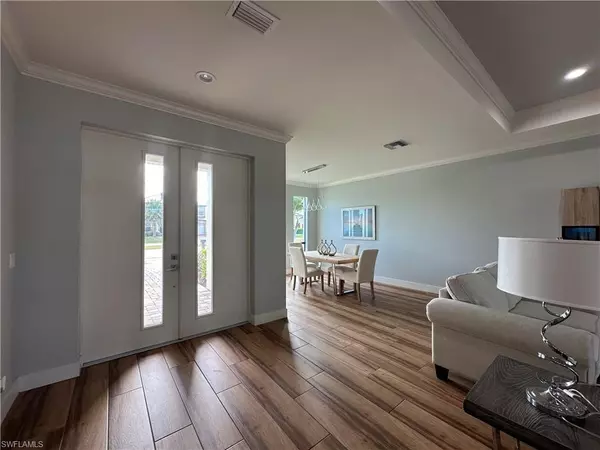 Cape Coral, FL 33914,4402 Chiquita BLVD S