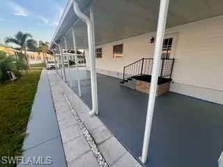 North Fort Myers, FL 33917,174 Overland TRL