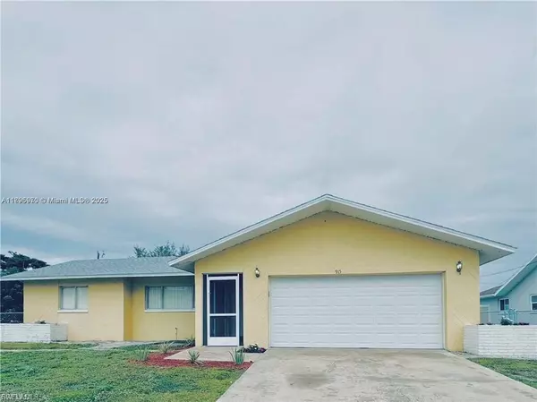 Cape Coral, FL 33990,915 SE 20th ST
