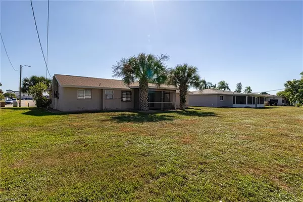 Cape Coral, FL 33904,1429 SE 44th ST