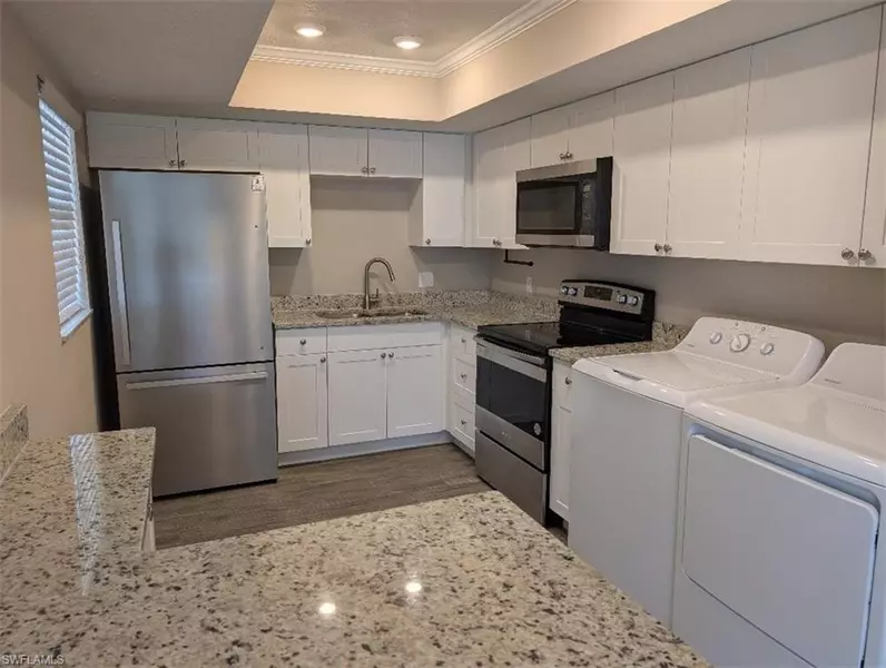 3705 SE 9th PL #5, Cape Coral, FL 33914