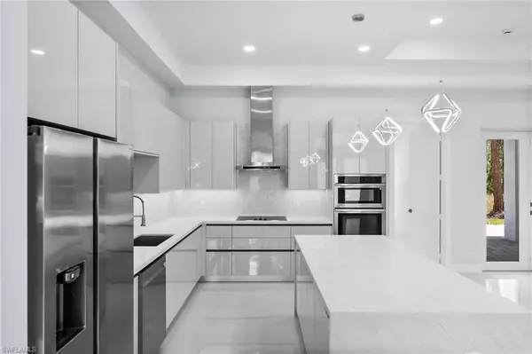 Naples, FL 34120,3990 27th AVE NE