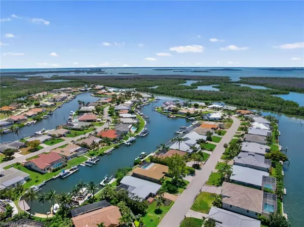 Fort Myers, FL 33908,14841 David DR