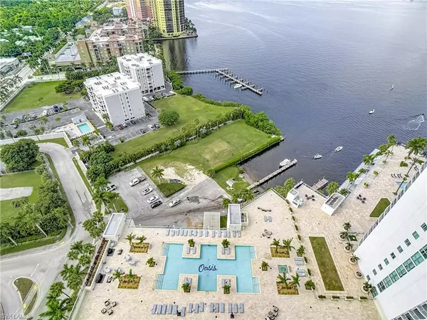 Fort Myers, FL 33916,3000 Oasis Grand BLVD #2604