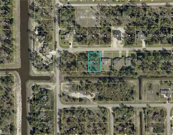Lehigh Acres, FL 33974,714 Almelia ST E