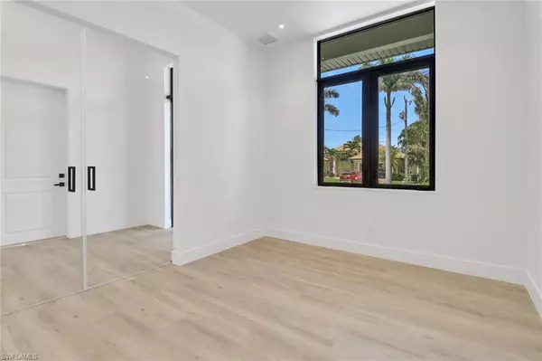 Cape Coral, FL 33914,2612 SW 41st TER