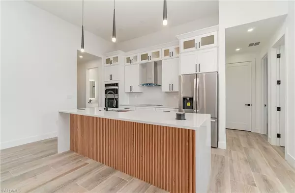 Cape Coral, FL 33991,1417 SW 24th ST