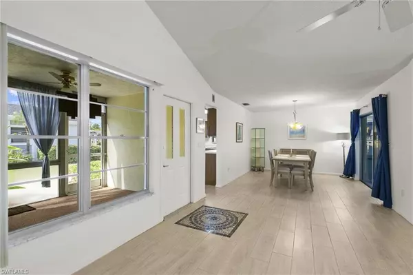 Fort Myers, FL 33919,6865 Sandtrap DR