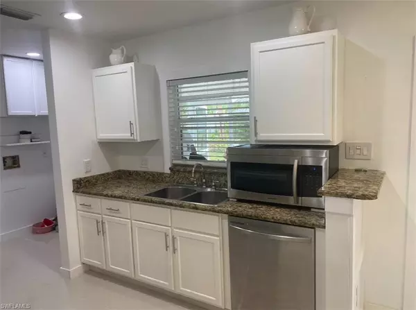 Naples, FL 34113,5237 Warren ST