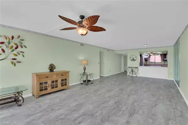 Fort Myers, FL 33919,4604 Flagship DR #305