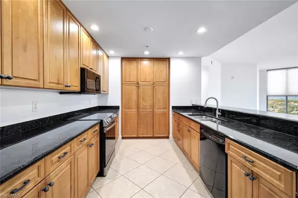 Cape Coral, FL 33914,5793 Cape Harbour DR #1212