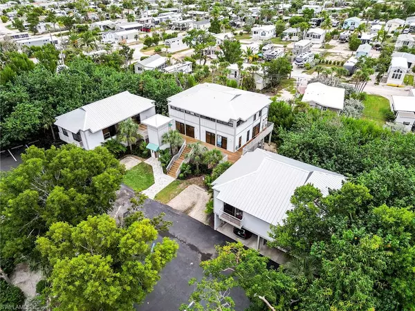 Sanibel, FL 33957,1149 Periwinkle WAY #2