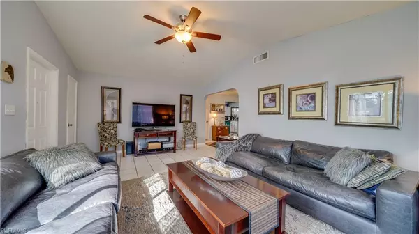 Naples, FL 34108,729 105th AVE N