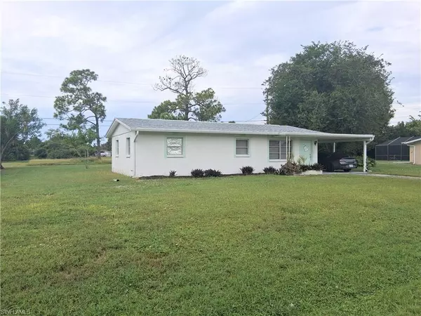 Lehigh Acres, FL 33936,117 Coolidge AVE