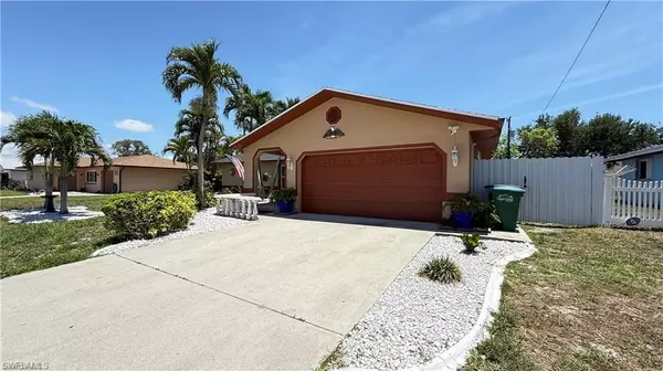 Cape Coral, FL 33990,1424 SE 22nd TER