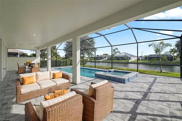 Cape Coral, FL 33991,118 SW 20th ST