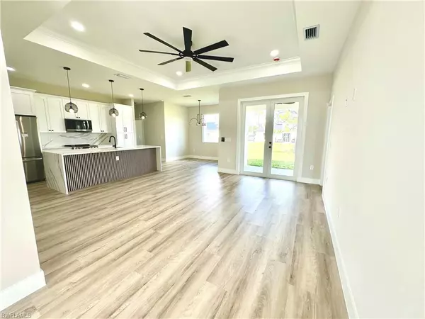 Lehigh Acres, FL 33971,3208 7th ST W