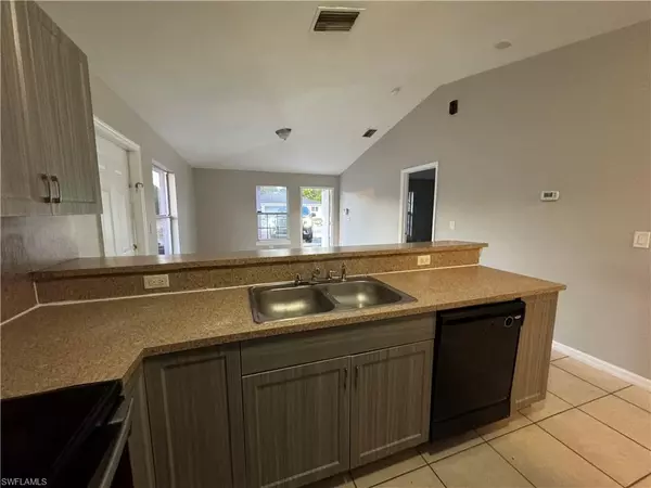 Lehigh Acres, FL 33973,4773 Jordan AVE