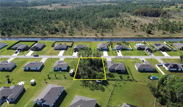 Fort Myers, FL 33913,179 Yager CIR