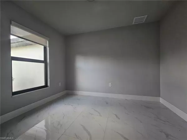 Lehigh Acres, FL 33972,1803 W 9th ST