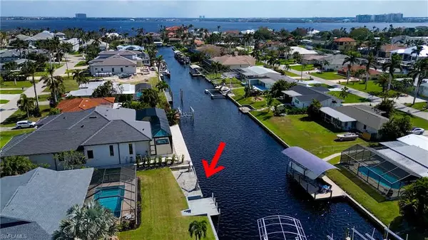 Cape Coral, FL 33904,1106 Lorraine CT