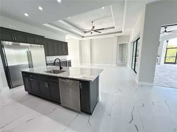 Cape Coral, FL 33993,3915 Kismet PKWY W