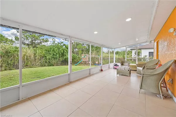 Lehigh Acres, FL 33973,721 & 723 Homer AVE S #723