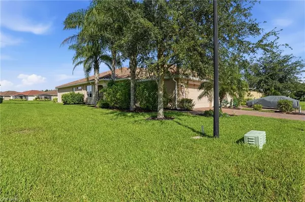 Naples, FL 34120,2009 Tamarron LN
