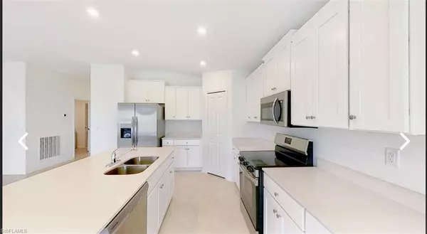 Cape Coral, FL 33909,836 Durden PKWY