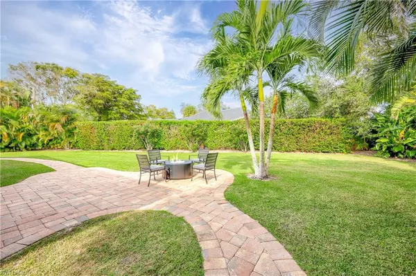 Naples, FL 34109,2003 Timberline DR