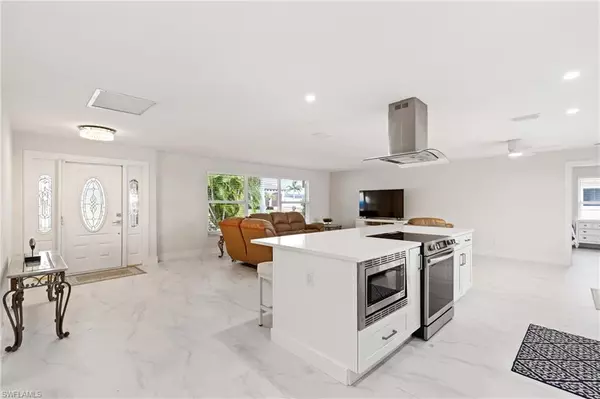 Cape Coral, FL 33914,134 SW 57th TER