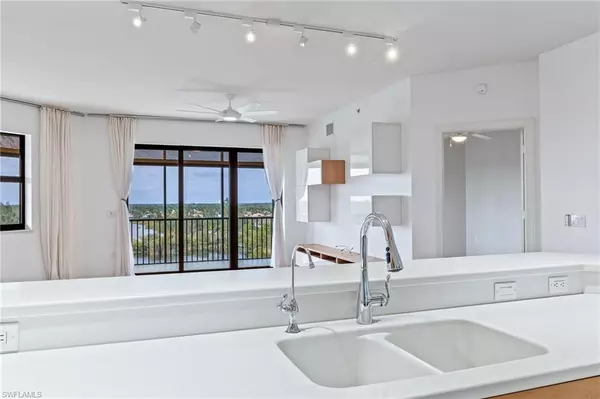 Fort Myers, FL 33907,14380 Riva Del Lago DR #803