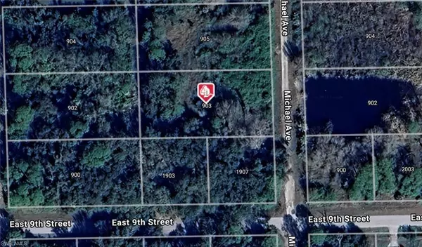 Lehigh Acres, FL 33936,903 Michael AVE