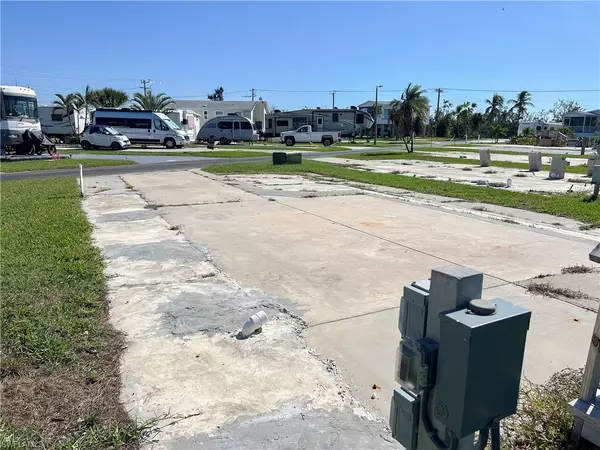 Fort Myers, FL 33908,19681 Summerlin 563K RD