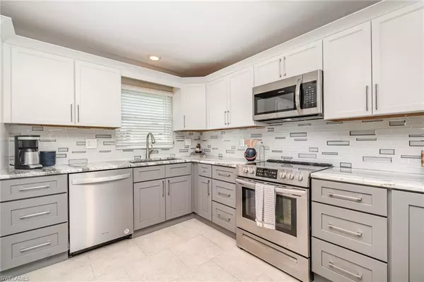 North Fort Myers, FL 33917,15350 Moonraker CT #301